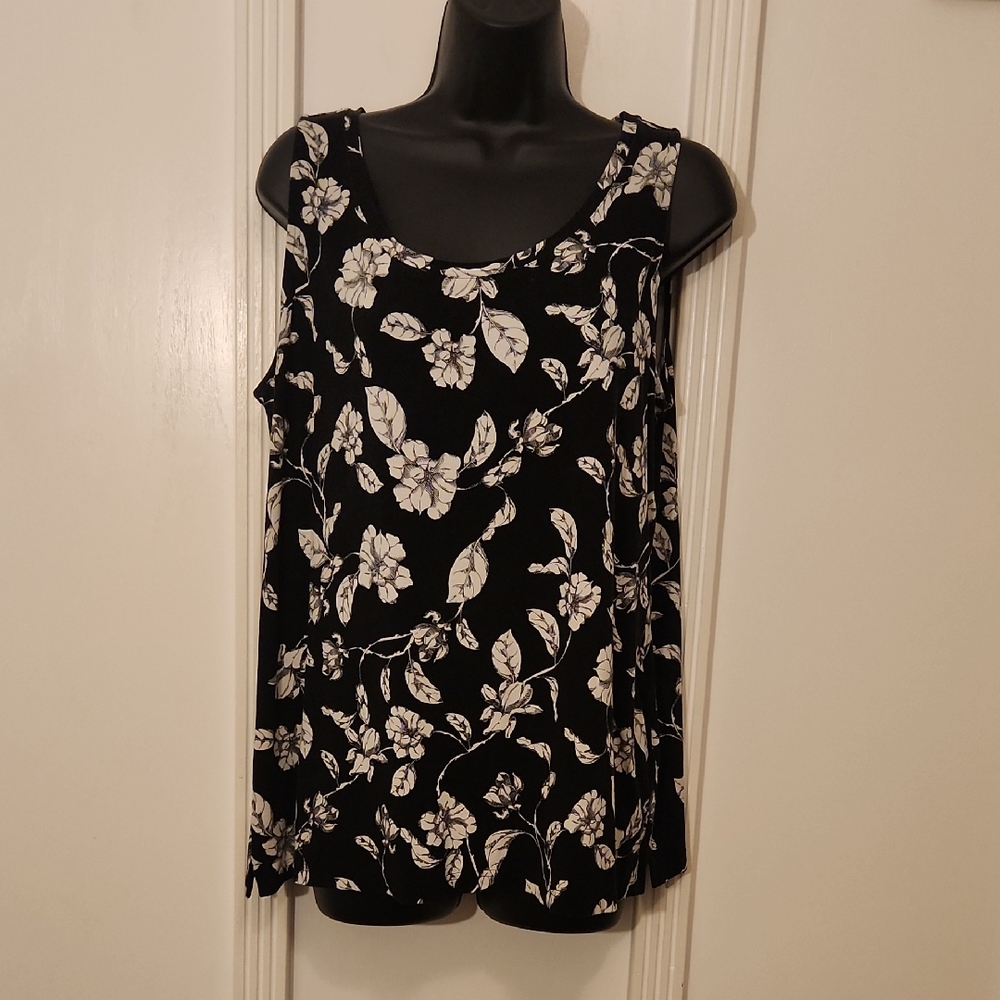 Chico's Black Floral Scoop Neck Tank